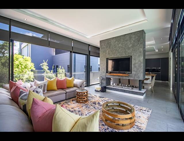 3 BEDROOM HOUSE FOR SALE IN STEYN CITY